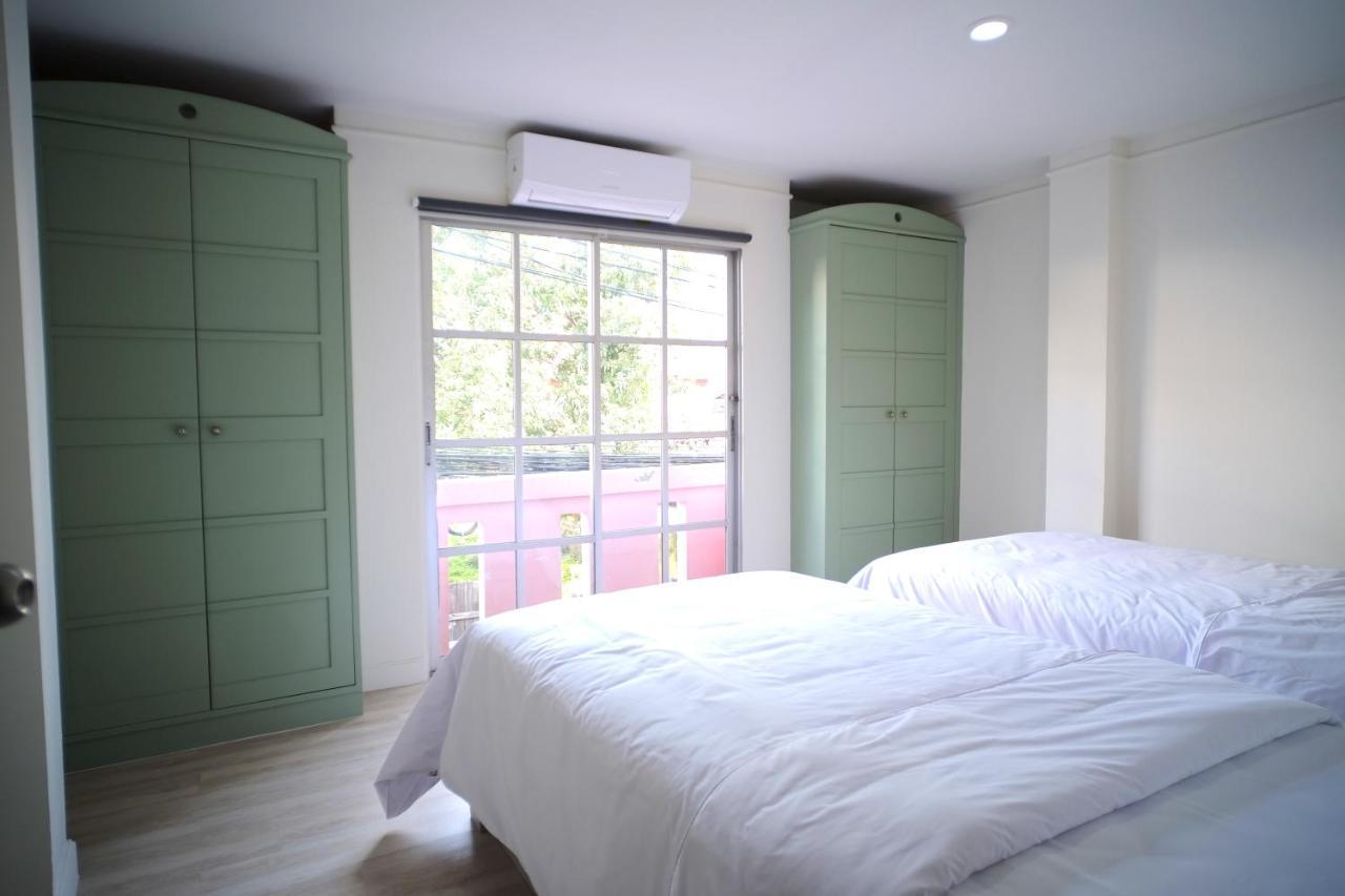 Apartamento Baan Khun Pra Duplex Rm3 Bangkok Exterior foto